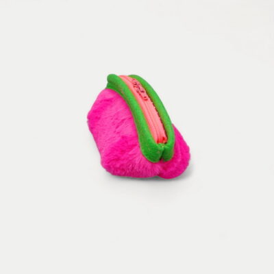 Zubehörbeutel in flauschigem Pink , eingefasst mit giftgrünen Schrägband, Reissverschluss in neonpink, innen Filz in Giftgrün