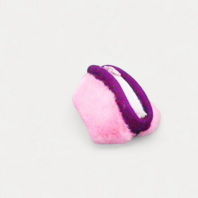 Zubehörbeutel in flauschigem ROSA, eingefasst mit brombeerfarbigen Filz , Reissverschluss in Rosa, innen Filz in Magenta