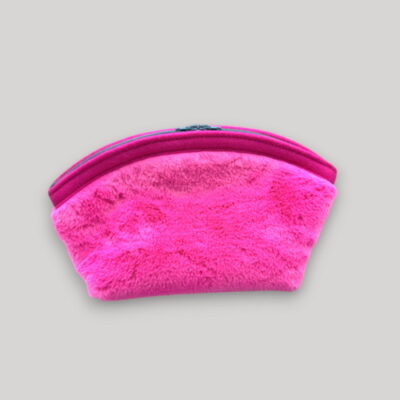 small project bag in fluffy pink, edged with pink felt, zipper in petrol, inside felt in turquoise